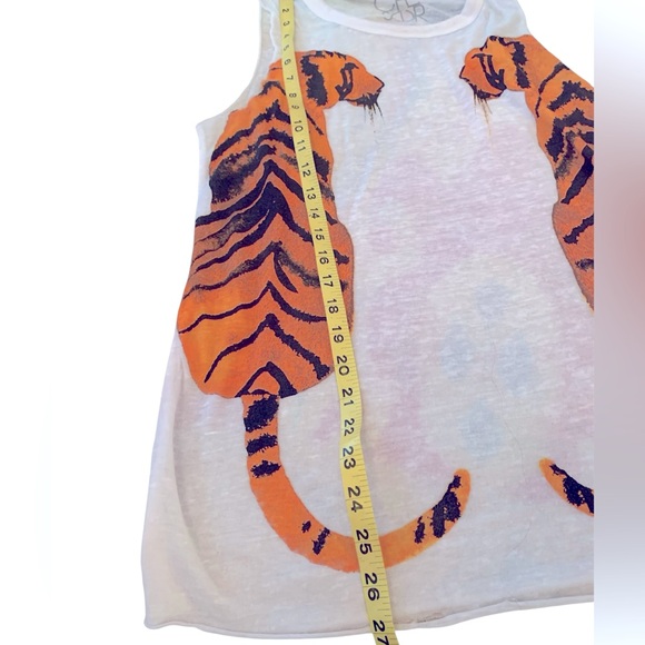 ❤️CHASER FACING TIGERS MUSCLE SLEEVELESS TEE❤️WORN ONCE!! - Picture 8 of 9